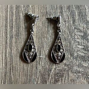 Vintage women’s dangle earrings metal and black enamel with engraved detailing